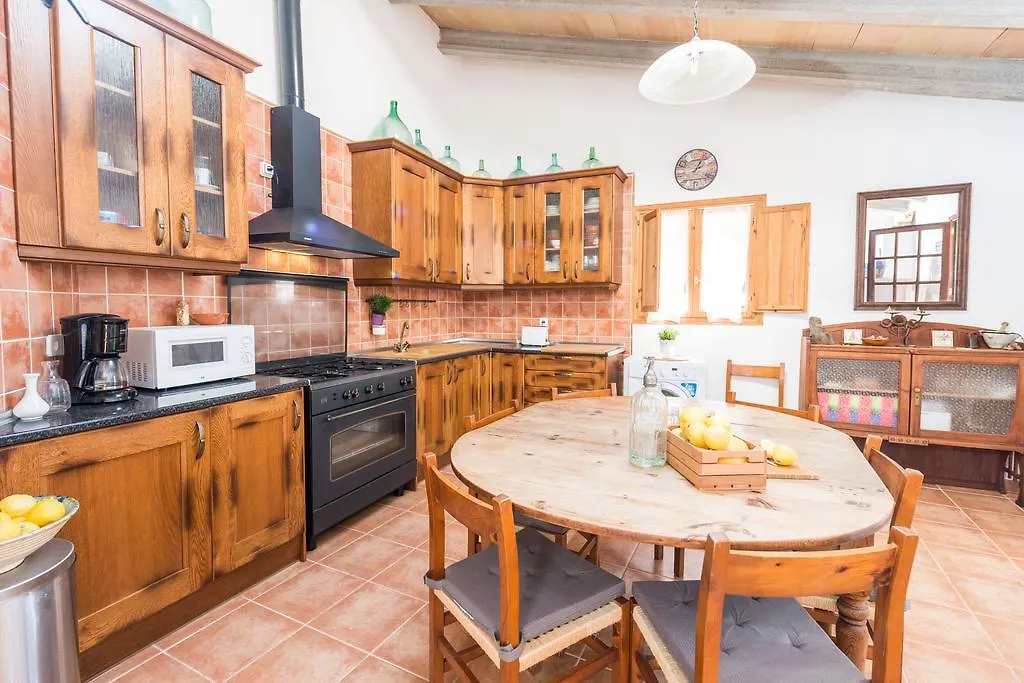Villa Can Mateu Biniaraix Spain